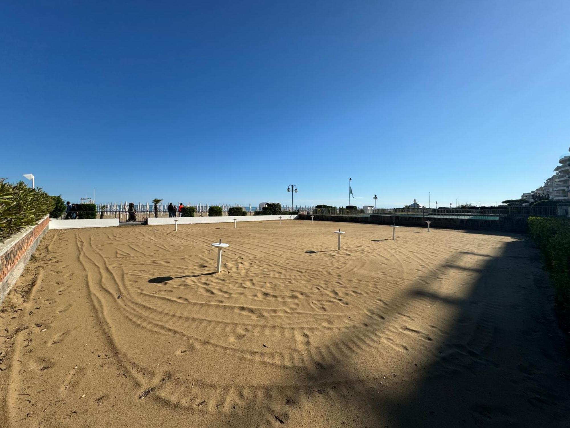 App4Rent Villa Zanetti - Appartamenti Con Spiaggia Privata Frontemare Τζεσόλο Λίντο Εξωτερικό φωτογραφία
