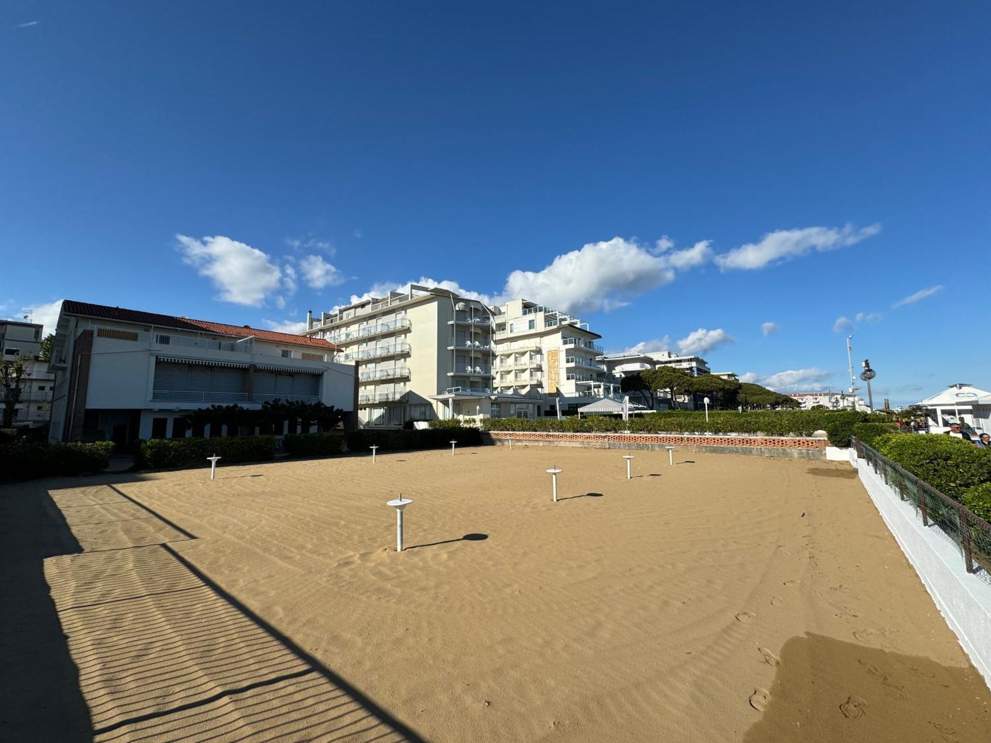 App4Rent Villa Zanetti - Appartamenti Con Spiaggia Privata Frontemare Τζεσόλο Λίντο Εξωτερικό φωτογραφία
