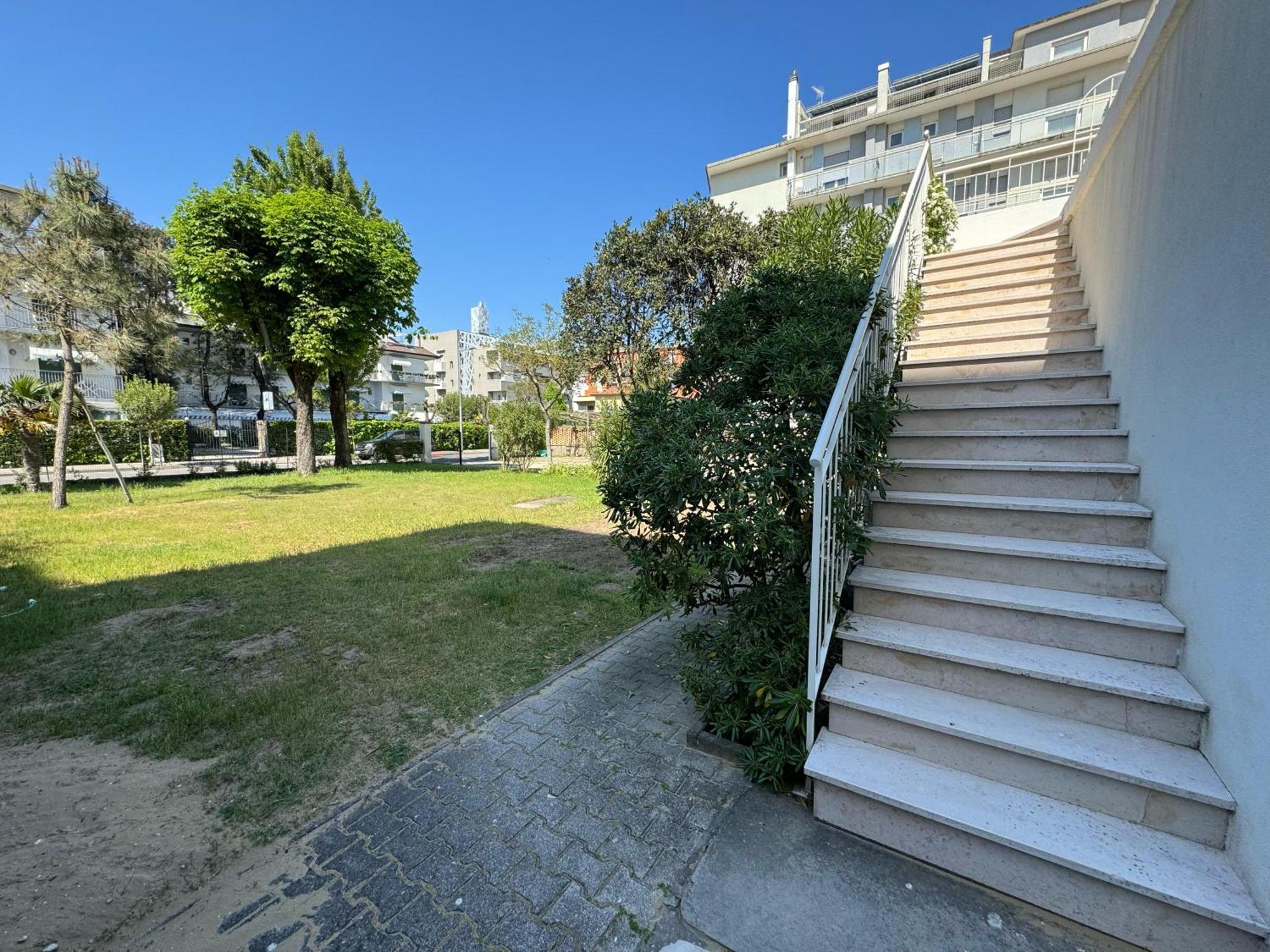 App4Rent Villa Zanetti - Appartamenti Con Spiaggia Privata Frontemare Τζεσόλο Λίντο Εξωτερικό φωτογραφία